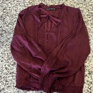 ABERCROMBIE & FITCH BUTTON DOWN BLOUSE